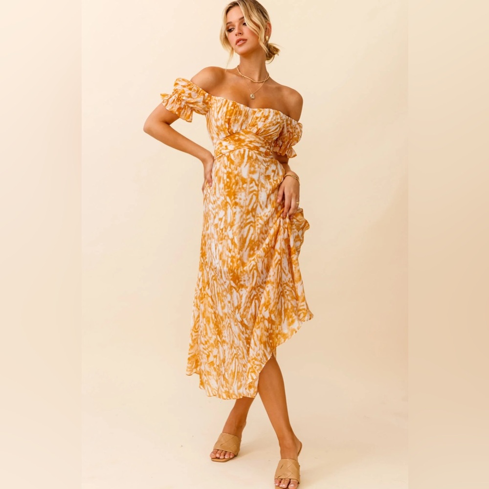 Selfie Leslie Linka Midi Dress